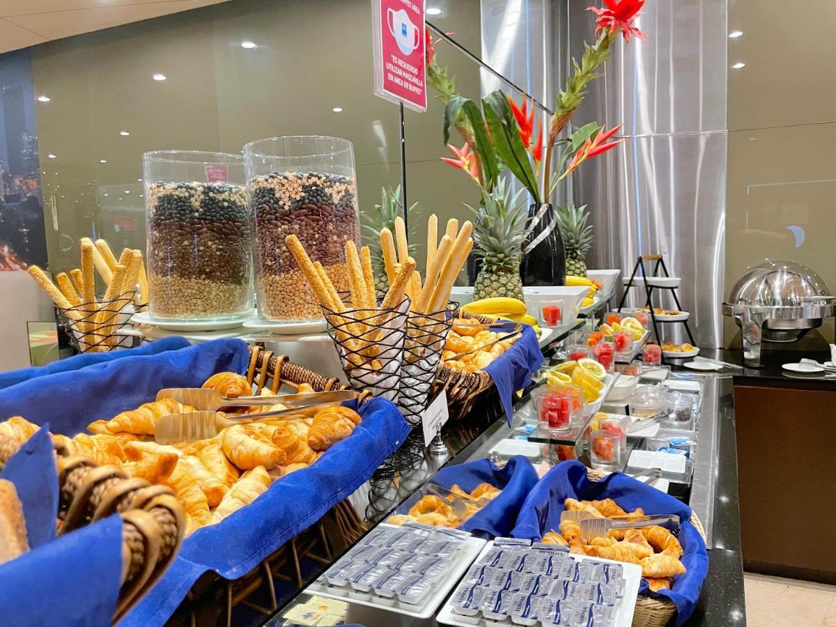 Tryp By Wyndham Panama Centro Hotel Екстериор снимка